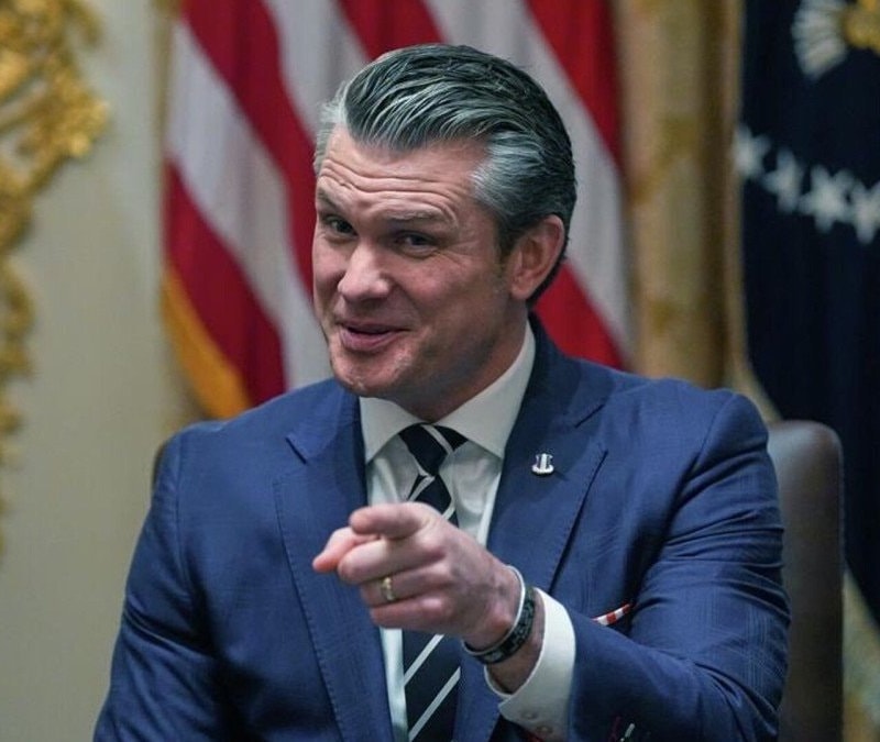 Hegseth: Gerekirse İran'ı yine vururuz