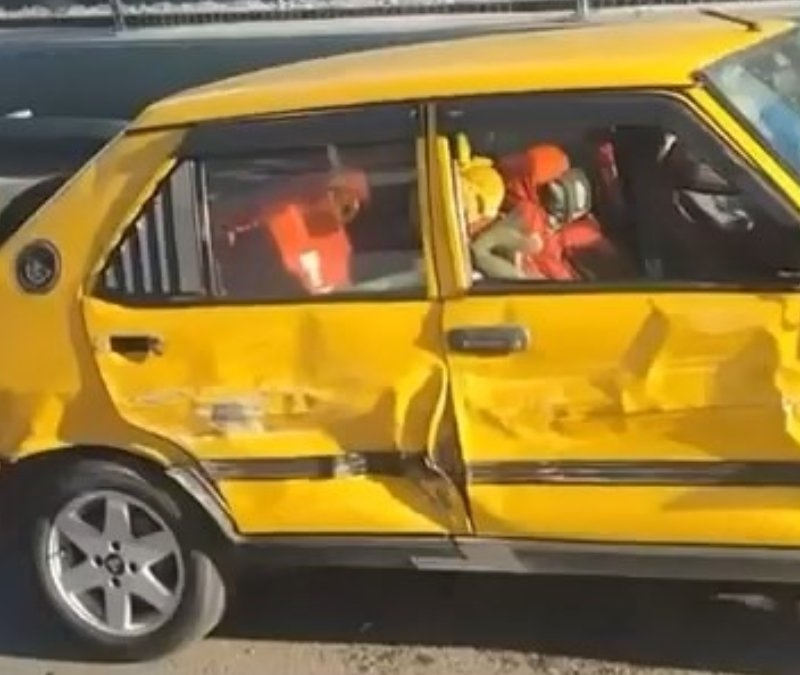 Bursa'da alkollü sürücü direksiyon hakimiyetini kaybetti, bariyerlere çarptı