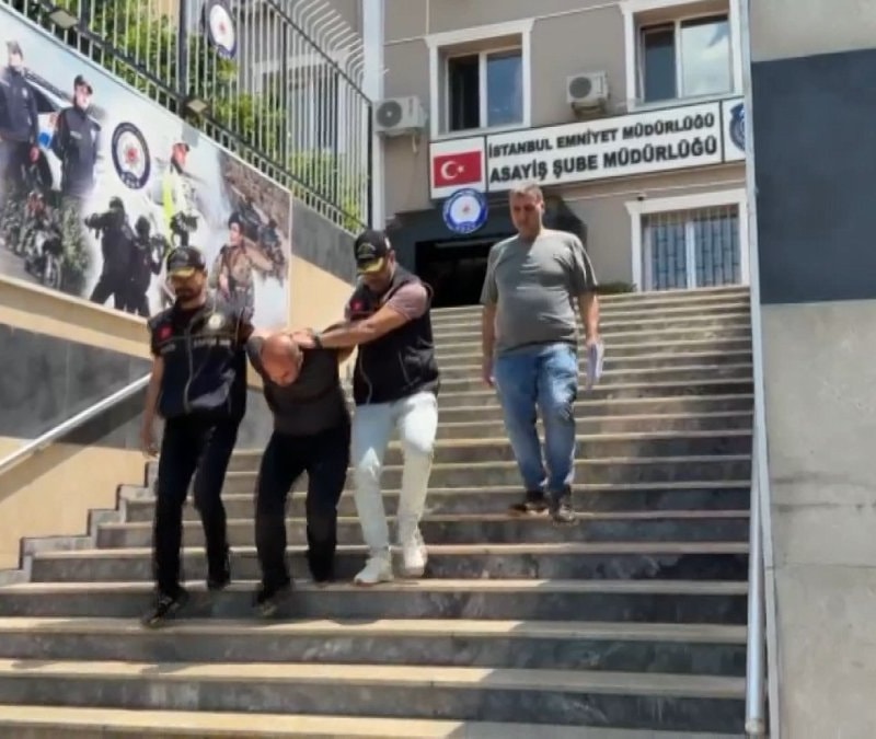 Gaziosmanpaşa'da silah sesini duyup çıkan kadın vuruldu