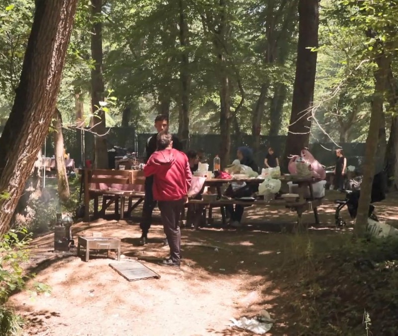 İstanbullular bayramın son gününde Belgrad Ormanı'na akın etti