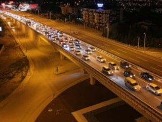 43 ilin geçiş noktası Kırıkkale'de gece saatlerinde yoğunluk zirve yaptı