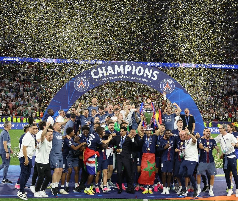 PSG futbolcularının şampiyonluk mutluluğu