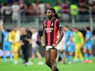 Rafael Leao, Milan'dan ayrılacağını duyurdu