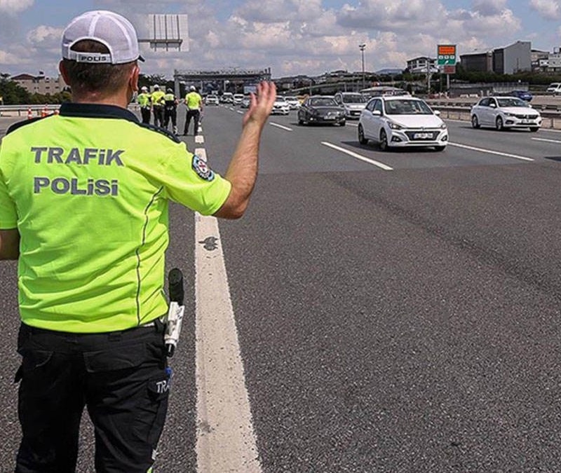 Valilik duyurdu: İstanbul'da bazı istasyonlar kapatıldı