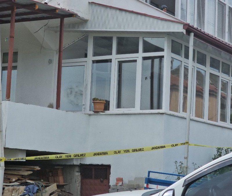 Zonguldak'ta 28 yaşındaki genç, evinde ölü bulundu