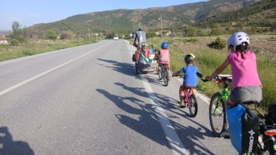 Fransız aile, bisikletle dünya turunda Konya'ya ulaştı