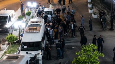 Hakkari'de kına gecesinde aileler kavga etti: 8 yaralı