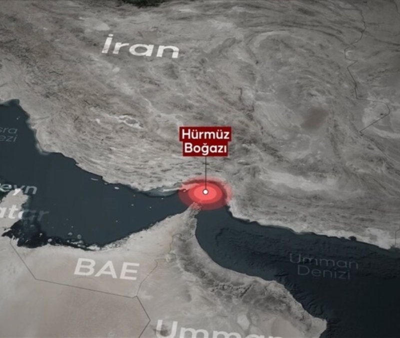 İran, Hürmüz Boğazı'nı tamamen kapattığını duyurdu