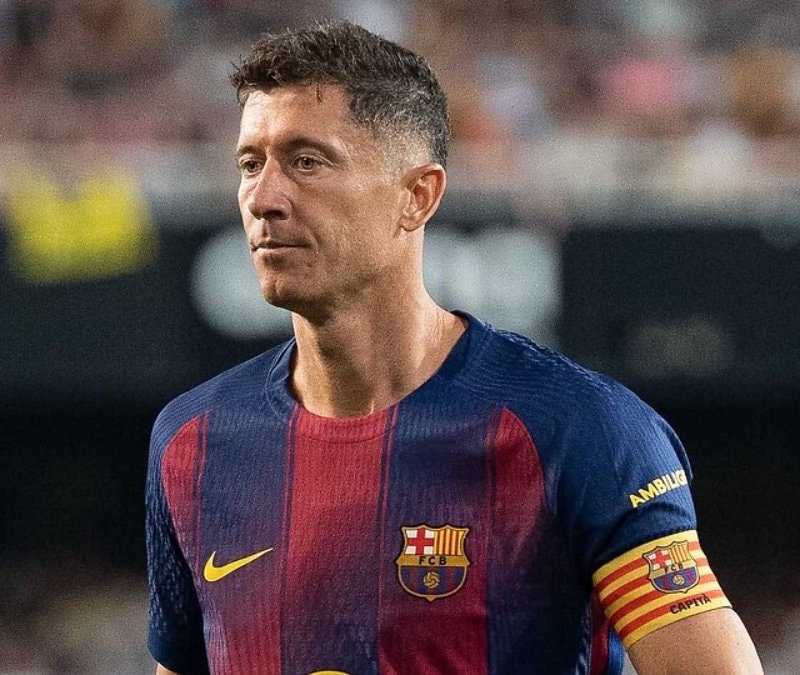 Robert Lewandowski'nin eşinden Fenerbahçe taraftarını heyecanlandıran açıklama