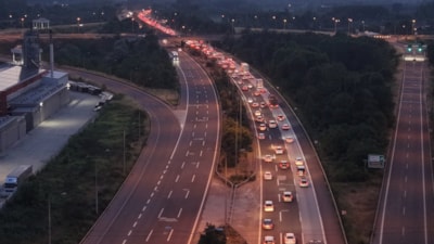 Bayram tatilinin sona ermesine rağmen Düzce geçişinde trafik yoğunluğu devam etti