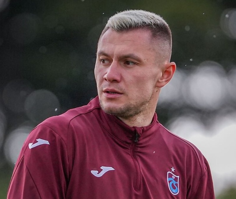 Oleksandr Zubkov, AEK takımına transfer oluyor