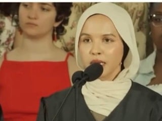 Harvard mezuniyetinde Kur'an-ı Kerim tilaveti