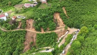 Giresun'da heyelan paniği: 33 ev boşaltıldı