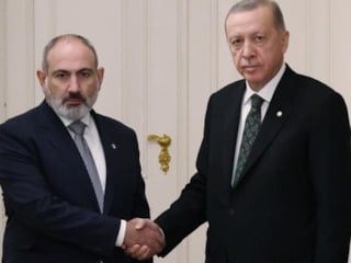Cumhurbaşkanı Erdoğan Ermenistan Başbakanı Paşinyan ile görüştü
