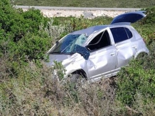 Aydın'da devrilen otomobildeki 2 kişi hayatını kaybetti