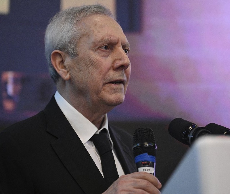 Aziz Yıldırım, Hakan Safi'ye birleşme çağrısını yineledi