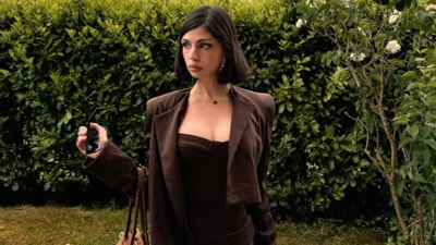Oyuncu Zeynep Atılgan tatilde! Pozlarını paylaştı