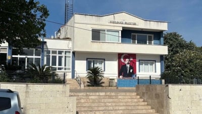 İzmir'in Güzelbahçe Belediyesi soruşturması:  Tutuklu sayısı 4 oldu