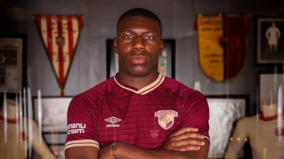 Göztepe, Armstrong’u resmen açıkladı
