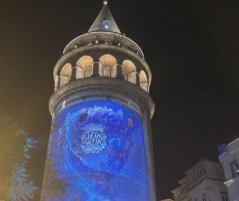 Galata Kulesi’nde Sıfır Atık Haftası için ışık gösterisi