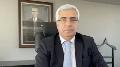 CHP İzmir Milletvekili'nden Özgür Özel'e Halk TV'de Kur'an ayetiyle destek