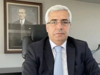 CHP İzmir Milletvekili'nden Özgür Özel'e Halk TV'de Kur'an ayetiyle destek