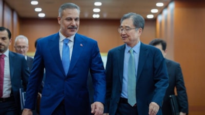 Hakan Fidan Güney Kore'de: Mevkidaşı Cho Hyun ile görüştü