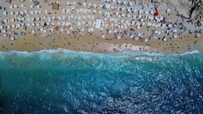 Plajlarda sigara yasağı yarın başlıyor: İlk kez Antalya'da uygulanacak