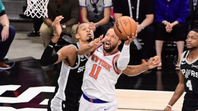 New York Knicks, NBA finallerinde galibiyetle başladı