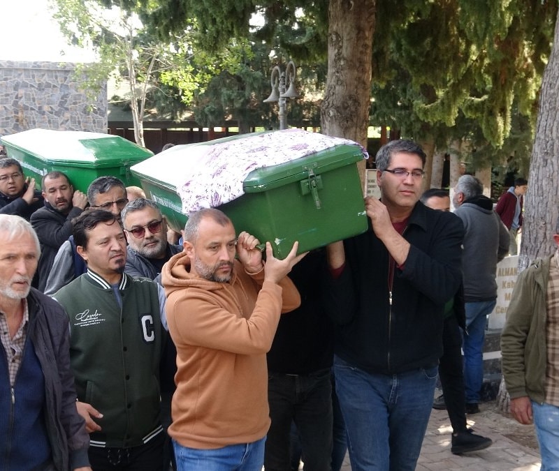 Mersin'de yangında öldükleri sanılan emekli çiftin cinayete kurban gittiği ortaya çıktı