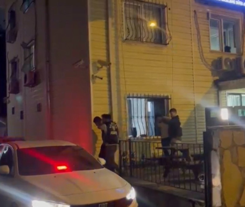 Sarıyer'de silahla alıkondu: ABD'den polisi arayan arkadaşı sayesinde kurtuldu