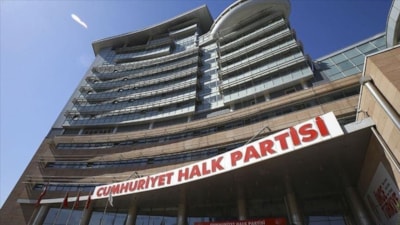CHP'de ihraçlar durduruldu