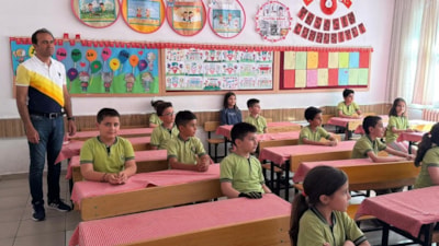 Adıyaman'da boğazına şeker kaçan öğrenci Heimlich manevrası ile kurtuldu
