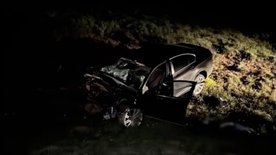 Sivas'ta iki araç kafa kafaya çarpıştığı kazada 3 kişi hayatını kaybetti