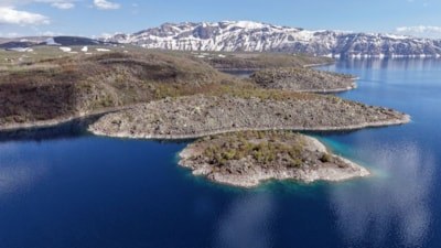 Nemrut Krater Gölü'nde sezon başladı