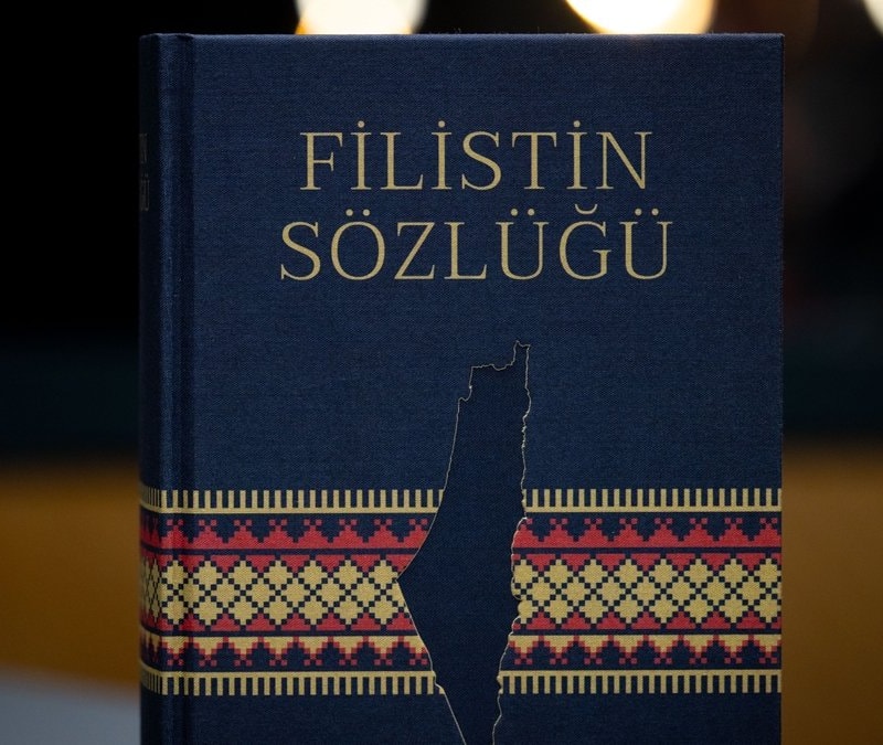 Anadolu Ajansı'nın 1860 sayfalık Filistin Sözlüğü okurla bul