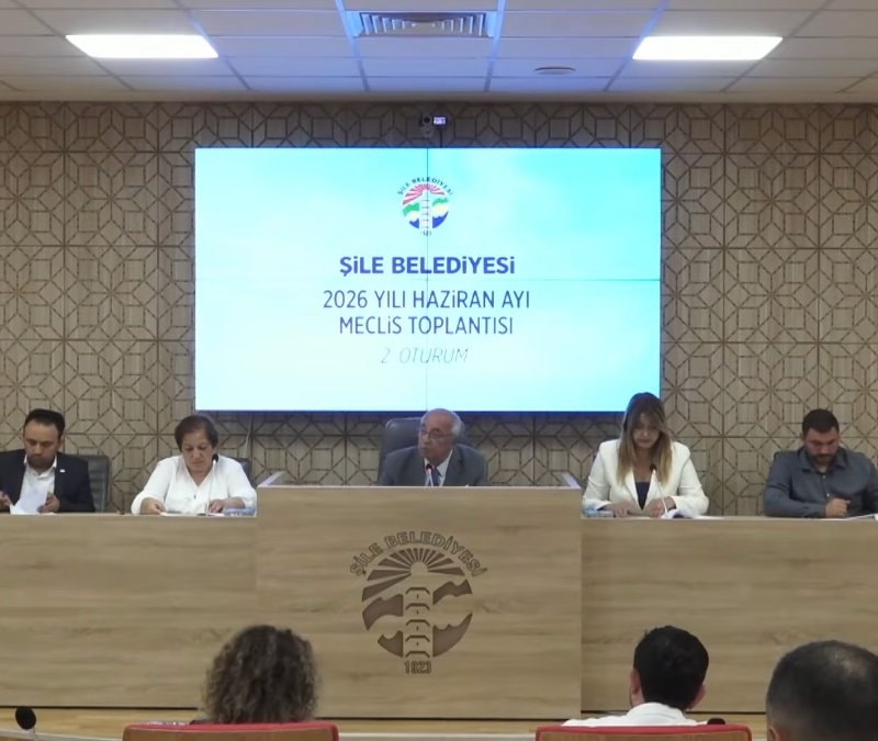 Şile Belediye Meclisi'nde küfürlü anlar: Vatandaşlar bizi s..tir eder