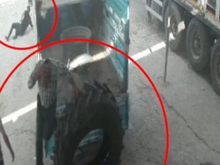 Siirt'te hava basılan traktör lastiği patladı: 2 yaralı