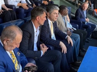 Paolo Maldini Fenerbahçe kongresinde