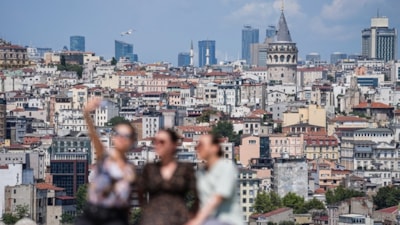 Kavurucu sıcaklar ülkeyi sarmaya başladı: Yüksek değerler ölçülecek