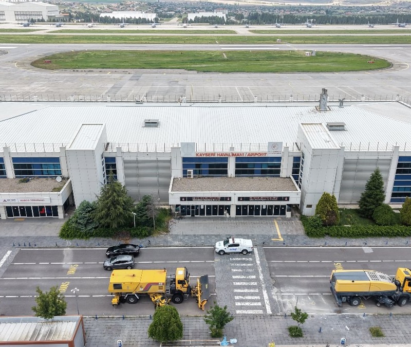 Kayseri'de afet lojistik üssü projesi: Yüklü uçaklarda 30 da