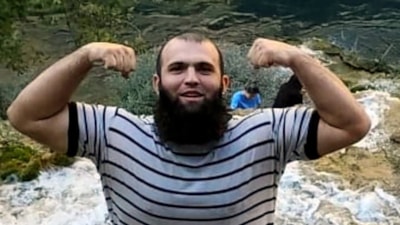Adana'da girdiği çayda kaybolan Ömer'in pantolonu bulundu