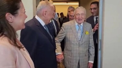 Rahmi Koç'un fıkrası tepki topladı: CHP'liler duruma sessiz kaldı