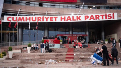 CHP'de grubun başı kim olacak kavgası