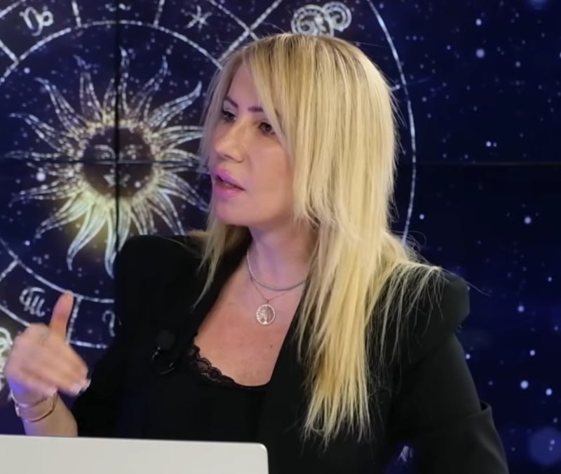 Astroloji Danışmanı Nihan Urel Türkiye ve Cumhurbaşkanı Erdo