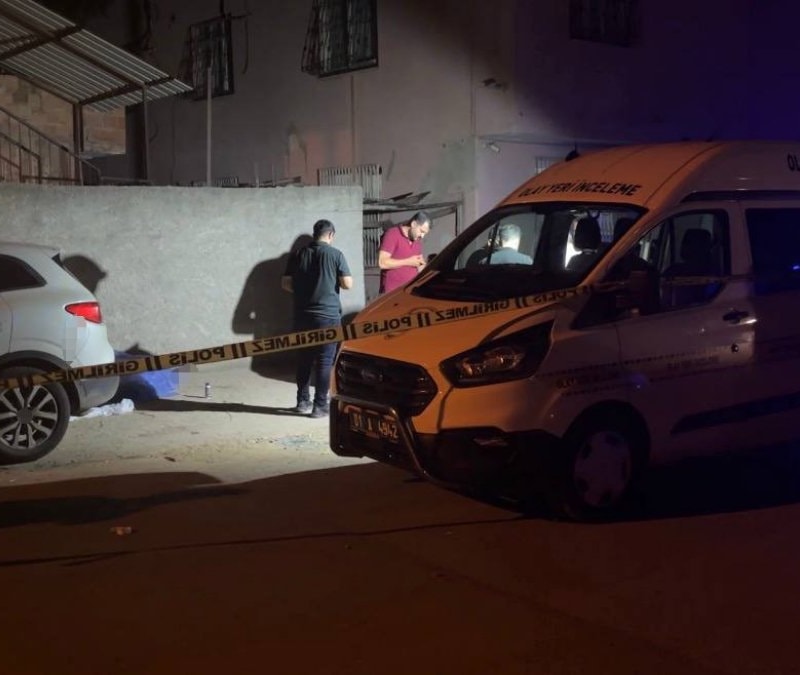 Adana'da alacak-verecek meselesinden ağabeyini öldürdü
