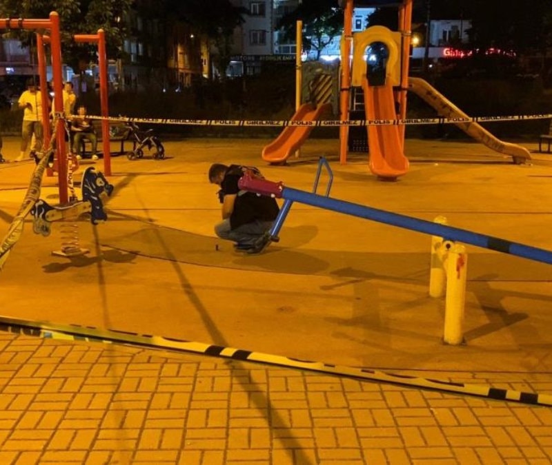 Bursa'da kavgada ateş açıldı: 6'sı çocuk 10 kişi yaralandı