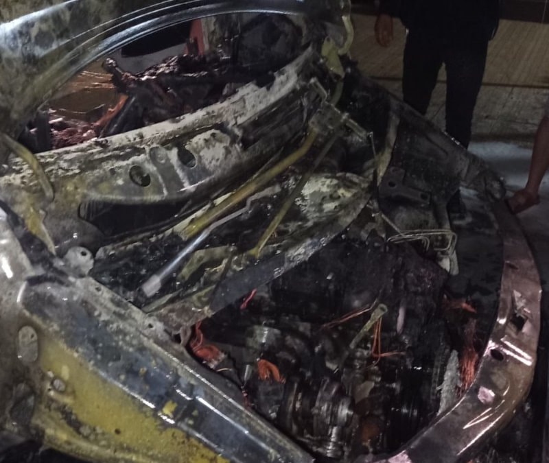 Hatay’da otomobil yangını