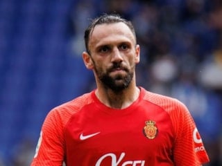 Aziz Yıldırım'ın ilk transferi Vedat Muriqi