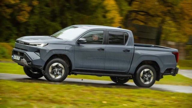Toyota efsanesi Hilux geri dönüyor: Türkiye için tarih belli oldu